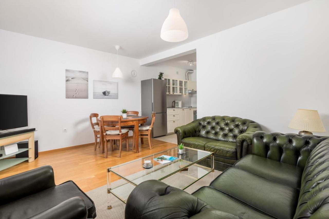 Sailor'S Nest Apartment ดรามัลย์ ภายนอก รูปภาพ