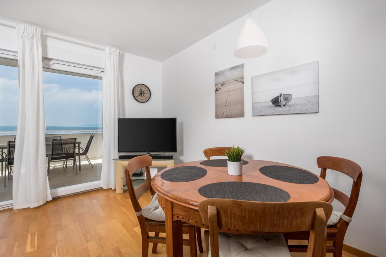 Sailor'S Nest Apartment ดรามัลย์ ภายนอก รูปภาพ