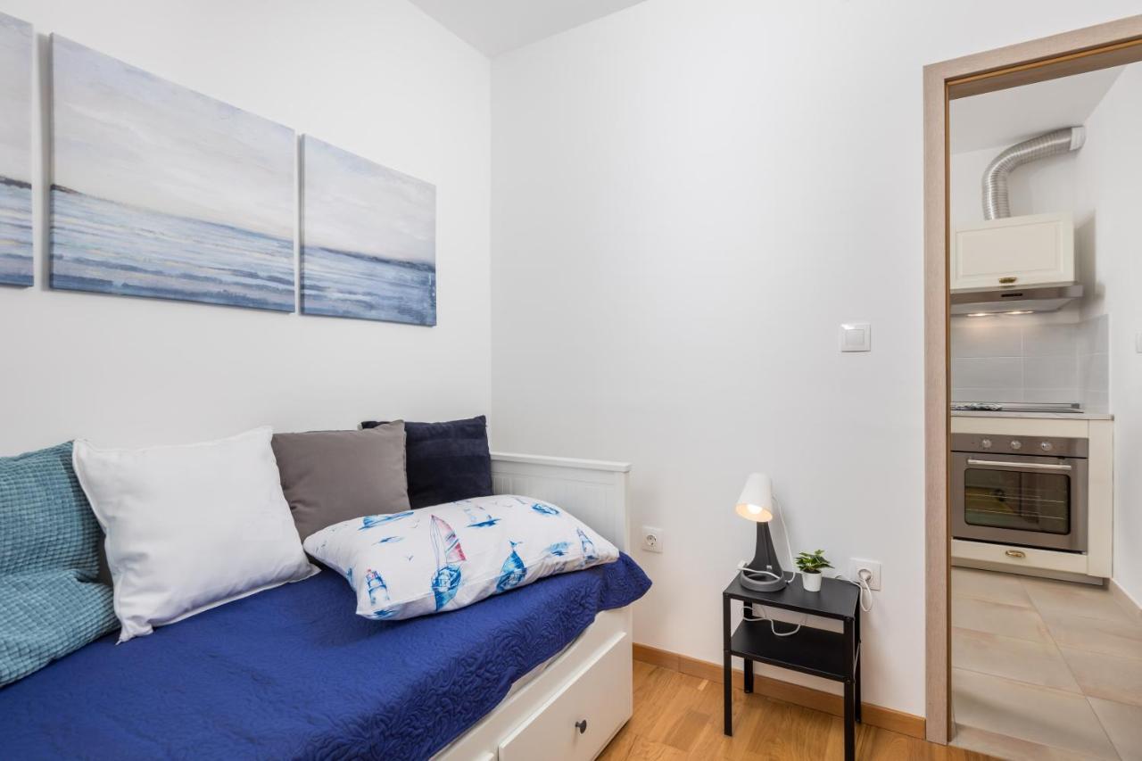 Sailor'S Nest Apartment ดรามัลย์ ภายนอก รูปภาพ